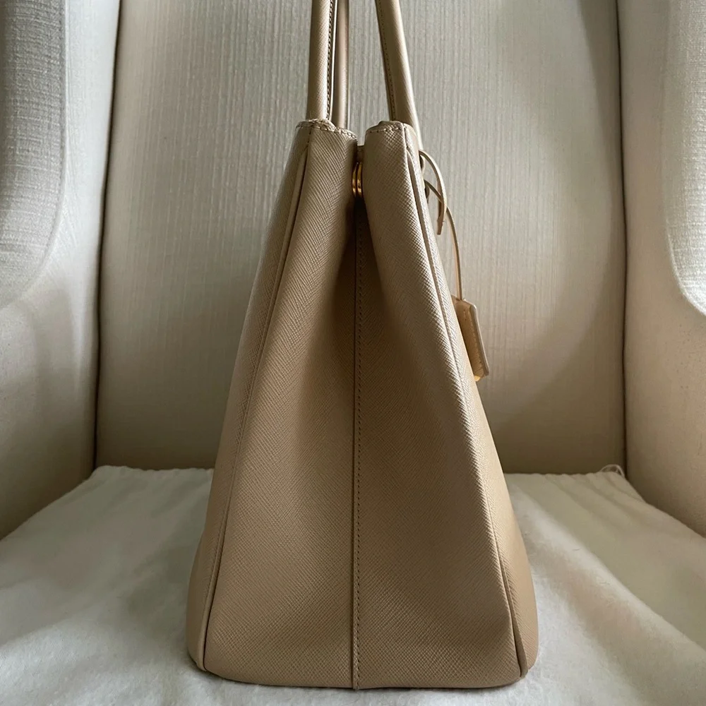 PRADA - Saffiano Large Galleria Double Zip Tote in Beige - Picture 12 of 16